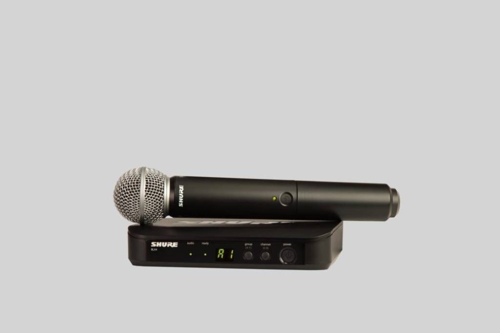 Одноканальная радиосистема с ручным передатчиком Shure BLX24E/PG58.